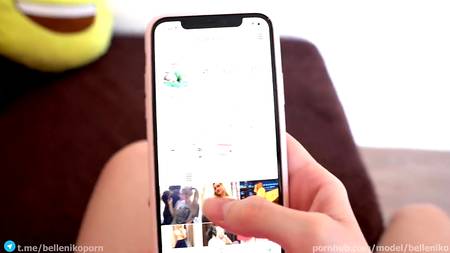 Русский хахаль насилует молодую девку в узенькую задницу