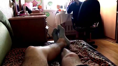 Пацан снимает от первого лица как ебет дома русскую подружку