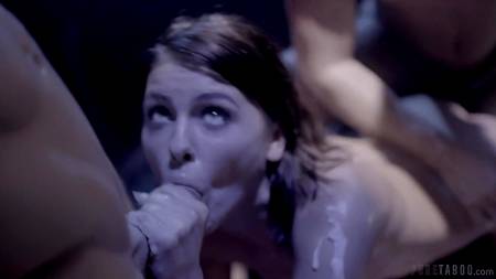 Хардкорная оргия с пришельцем на космическом корабле