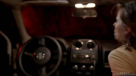 Хардкорная оргия с пришельцем на космическом корабле