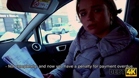 Коллектор отодрал за долги русскую девушку с большими сиськами