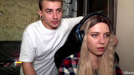 Привлекательный парень оприходовал блондинку и наполнил ей рот спермой