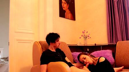 Русская телочка ощутила мокрой пиздой извержение спермы хахаля