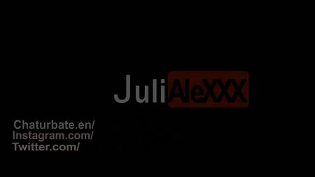 Сексапильная русская телка трахнулась с парнем дома на карантине