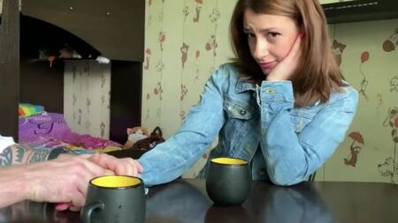 Наклонил раком и оприходовал сзади няшную русскую подружку