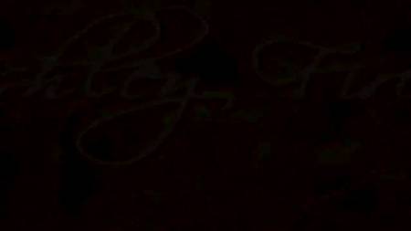 Пацан оприходовал мастурбирующую сестричку с идеальной фигурой