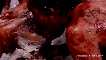 Фантастическая лесбийская оргия на кухне со сладкими девушками