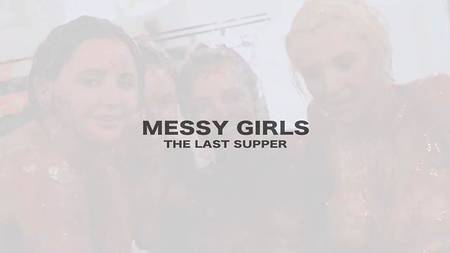 Фантастическая лесбийская оргия на кухне со сладкими девушками