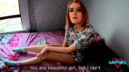 Рыжеволосая сучка оргазмирует на члене парня в любительской порнухе