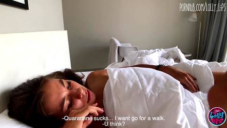 Загорелая красотка наслаждается толстым пенисом любимого парня