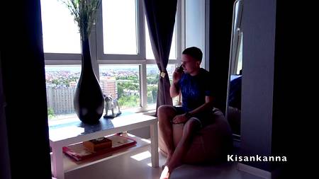 Русская медсестричка вылизывает анус балдеющему пациенту