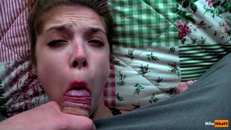 Русская парочка снимает ролевой секс от первого лица