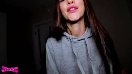 Заведенный самец шпилит брюнетку с идеальной стройной фигурой