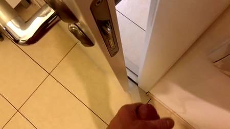 Страстный блондин ебет во все щели стройную телку с маленькой грудью