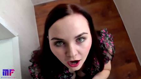 Пышногрудая толстушка отдалась на работе русскому клиенту