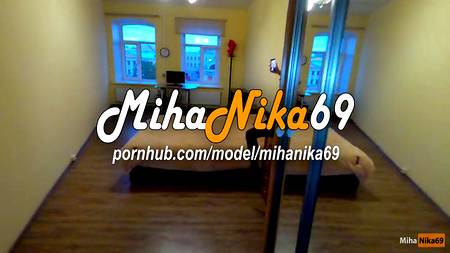 Русский самец трахает голубоглазую телочку в красивом нижнем белье