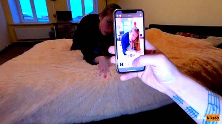 Русский самец трахает голубоглазую телочку в красивом нижнем белье