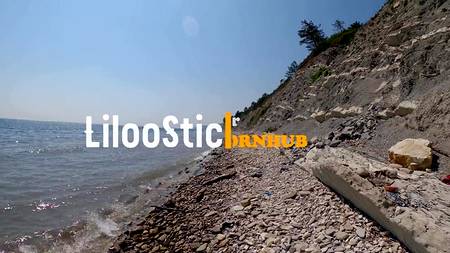 Русская парочка занимается анальным сексом днем на пляже