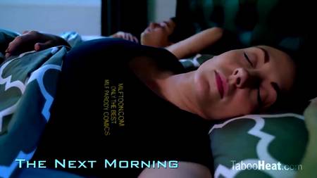 Молодой пацан пялит толстую мамашу с огромными сиськами