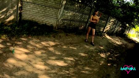 Грудастая русская краля захотела секса на первом свидание