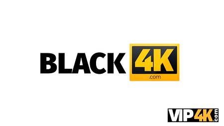 Негритос пялит жопастую белую сучку в сексуальном белье