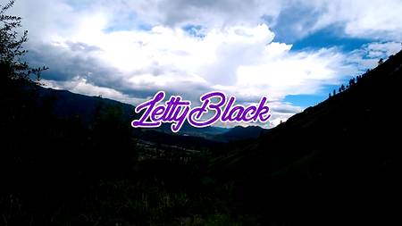 Русское порно на природе с очаровательной светловолосой девушкой