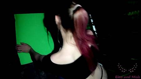 Запикапил и трахнул у речки симпатичную русскую молодуху