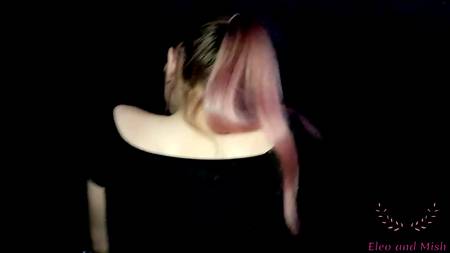 Запикапил и трахнул у речки симпатичную русскую молодуху