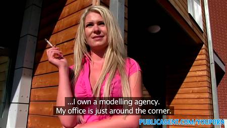 Удачное знакомство с шикарной блондиночкой