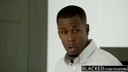 Шикарная блондиночка Elsa Jean соблазнила негра