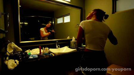 Трахнул сексапильную красотку в очках