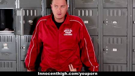 Рыженькая бестия хлебнула заслуженной спермы