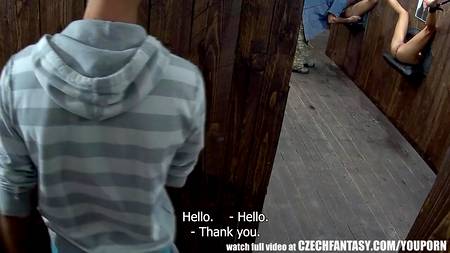 Компания парней наведалась в новый публичный дом