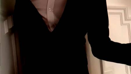 Две подруги осчастливили парня всеми доступными дырками