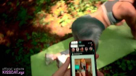 Красотка Kiss Cat отдалась парню в лесу и получила в рот вкусный камшот