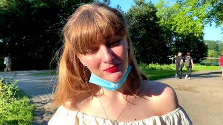 Запикапил и нежно трахнул молодую девку с маленькой грудью