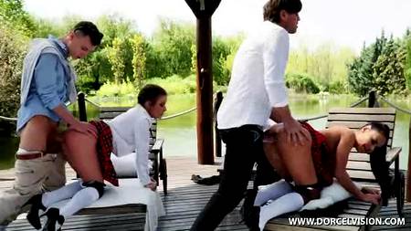 Фильм:   Загородные Забавы Студенток (с русским переводом)