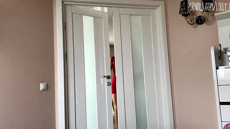 Роскошная Lolly Lips извивается на члене бойфренда в красивом русском порно