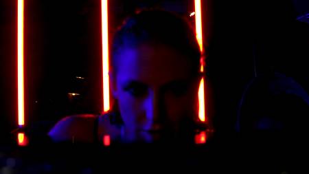 Красивое порно в бассейне с пышногрудой моделью Angela White