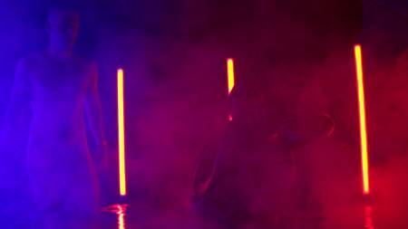 Красивое порно в бассейне с пышногрудой моделью Angela White