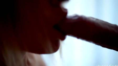 Красивое порно с шикарной блондинкой и опытным в сексе мужиком