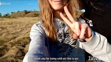 Русский пацан дрючит на природе молодую сучку с круглой задницей