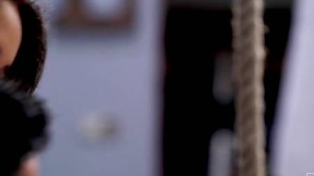 Красивые девушки ублажают мужчину фантастическим сексом втроем