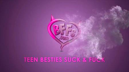 Крепкий самец оприходовал трех сучек и напоил их свежей спермой