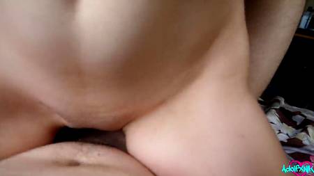 Рыжеволосая русская сучка тряхнулась с парнем на первом свидании