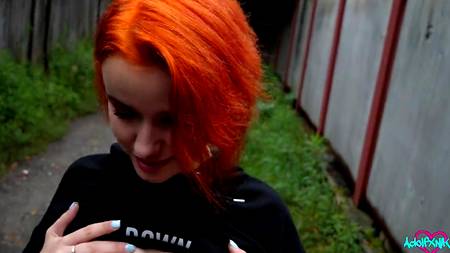 Рыжеволосая русская сучка тряхнулась с парнем на первом свидании