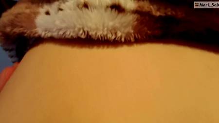 Похотливый сынишка отодрал сзади застрявшую в шкафу маму