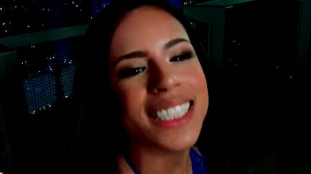 Красотке Autumn Falls понравилось работать элитной шлюхой