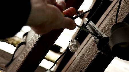 Блондинка возбуждает соседа, чтобы тот её жестко поимел