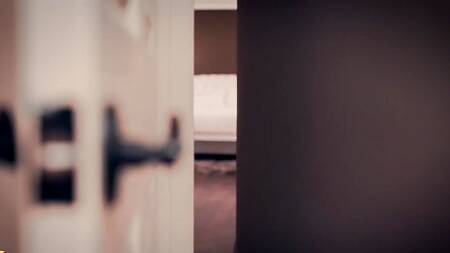 Приютил несчастную подругу и страстно её трахнул